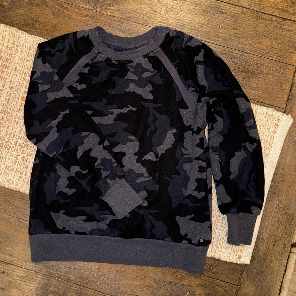 PRANA Hemp Blend Camo Print Blue Gray Crewneck Sweatshirt Gorpcore Athletic S